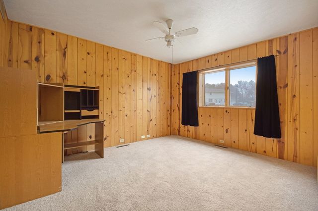 24746 Green Valley Parkway, Elkhart, IN 46517