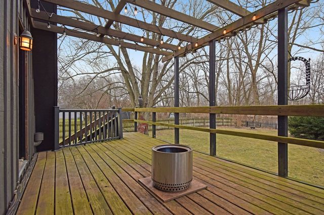 24746 Green Valley Parkway, Elkhart, IN 46517