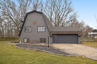 24746 Green Valley Parkway, Elkhart, IN 46517