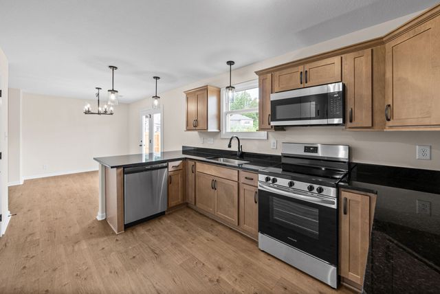 180 Quarry Ridge Rd, Clarksville, TN 37043