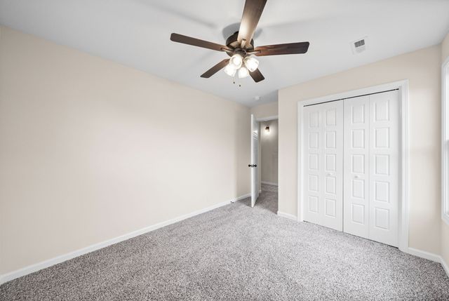 180 Quarry Ridge Rd, Clarksville, TN 37043