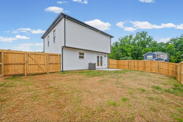 180 Quarry Ridge Rd, Clarksville, TN 37043