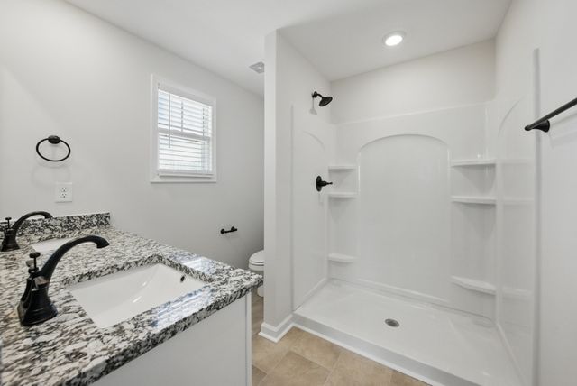 180 Quarry Ridge Rd, Clarksville, TN 37043