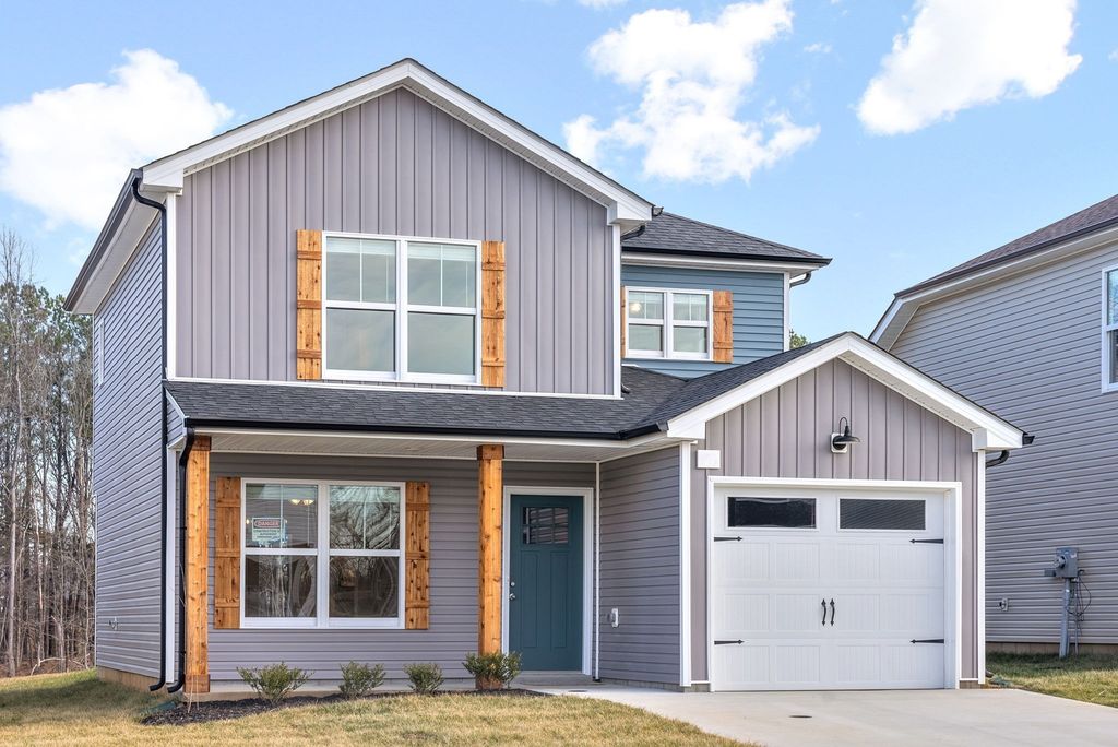 180 Quarry Ridge Rd, Clarksville, TN 37043