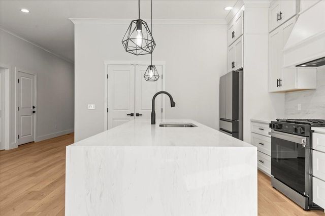 10549 E E Brainerd Road, Apison, TN 37302