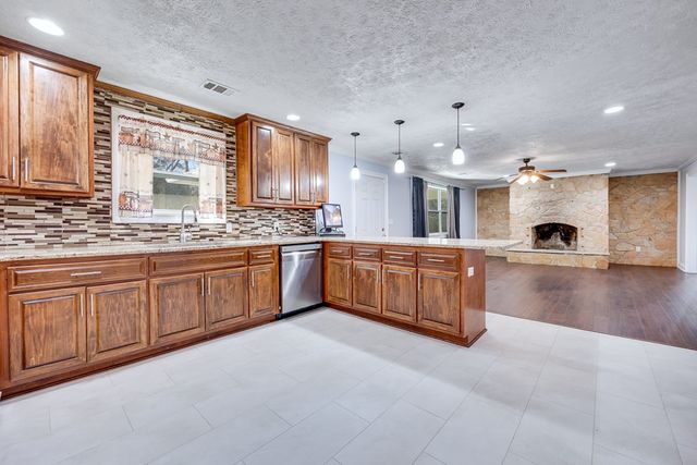 2200 Sandfort Road, Phenix City, AL 36869