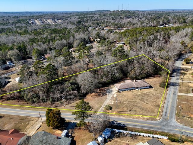 2200 Sandfort Road, Phenix City, AL 36869