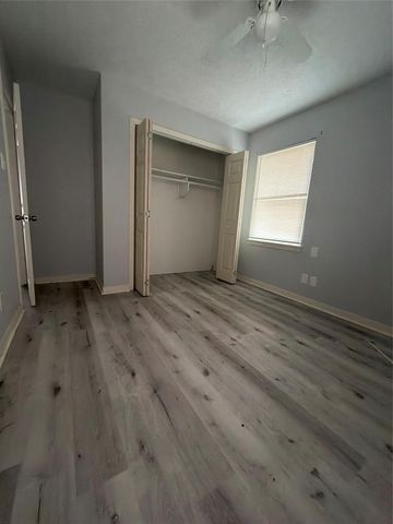 2802 Wentworth Lane, Pasadena, TX 77506