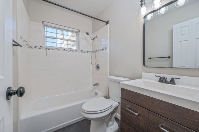 21 Kohler Drive, Mary Esther, FL 32569