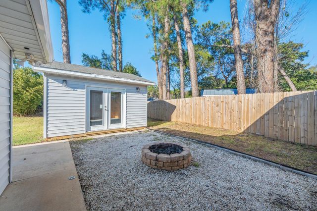 21 Kohler Drive, Mary Esther, FL 32569