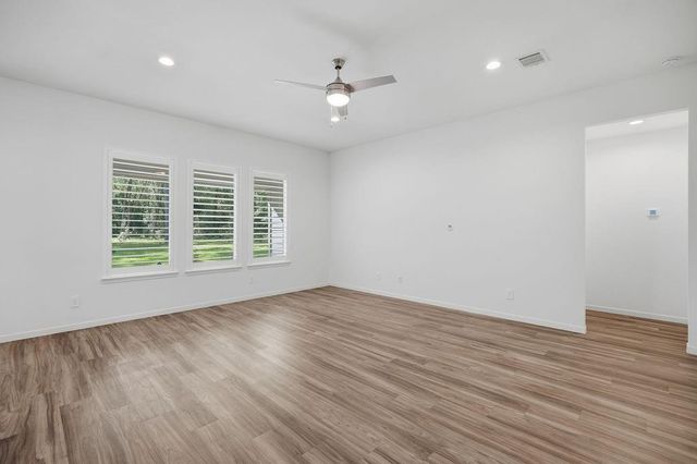 129 Jim Hall Lane, New Waverly, TX 77358