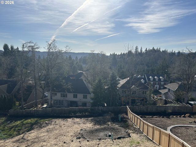 3776 Landis St, West Linn, OR 97068