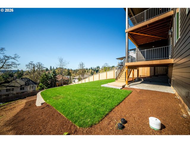 3776 Landis St, West Linn, OR 97068