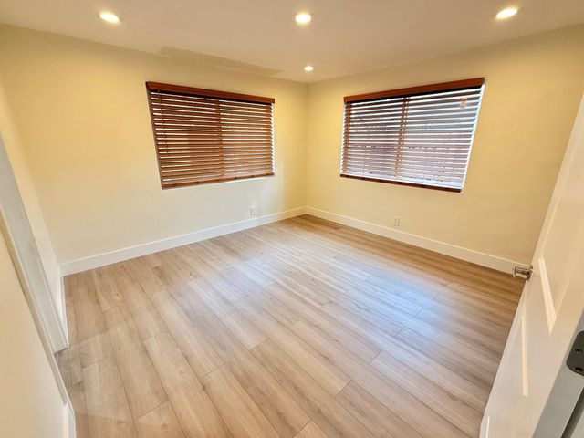 1941 NE 51st Court B, Fort Lauderdale, FL 33308