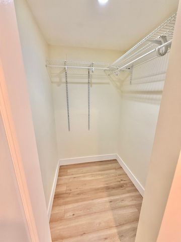 1941 NE 51st Court B, Fort Lauderdale, FL 33308