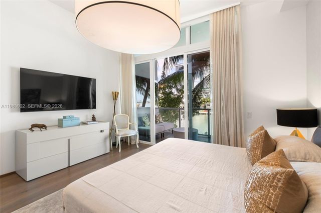 601 NE 27 Th104 TH104, Miami, FL 33137