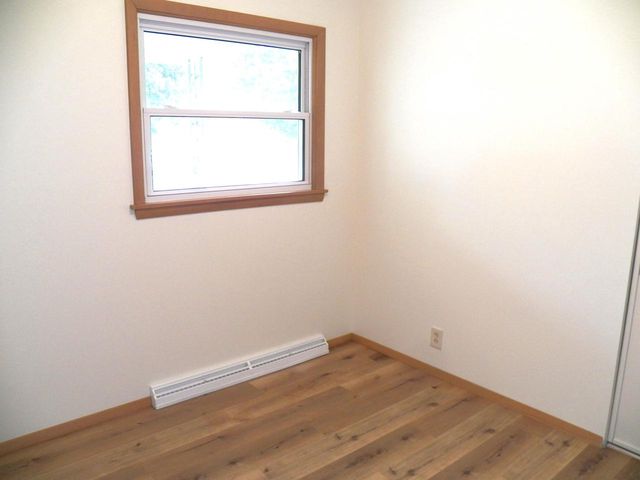 3609 Meadow LANE, Manitowoc, WI 54220