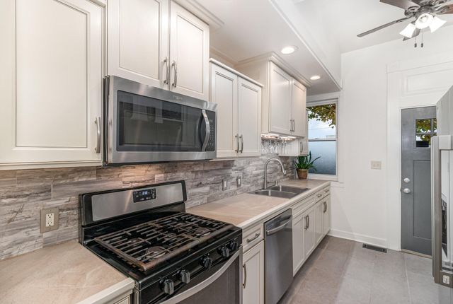 19 W 15th Street, Covington, KY 41011