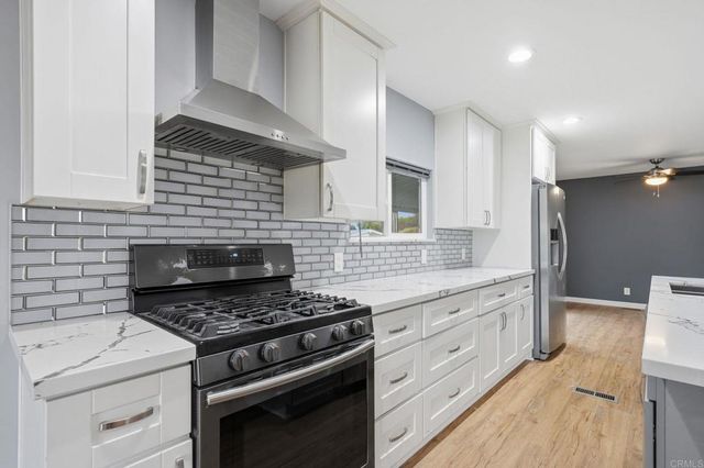 971 BORDEN Road 102, San Marcos, CA 92069