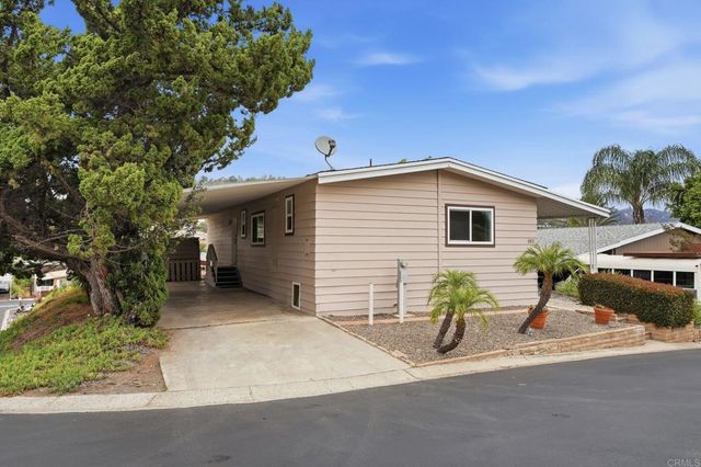 971 BORDEN Road 102, San Marcos, CA 92069