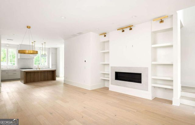 11548 Serenbe Lane, Chattahoochee Hills, GA 30268