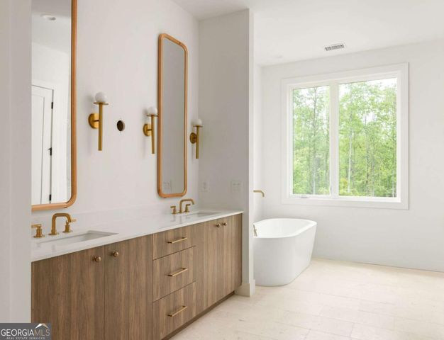 11548 Serenbe Lane, Chattahoochee Hills, GA 30268