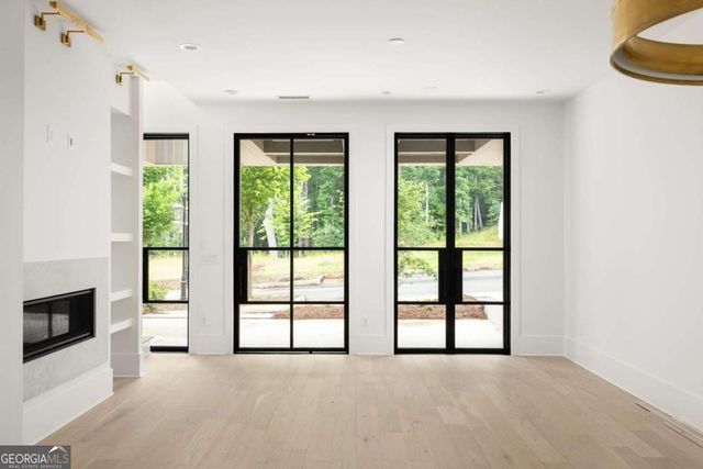 11548 Serenbe Lane, Chattahoochee Hills, GA 30268