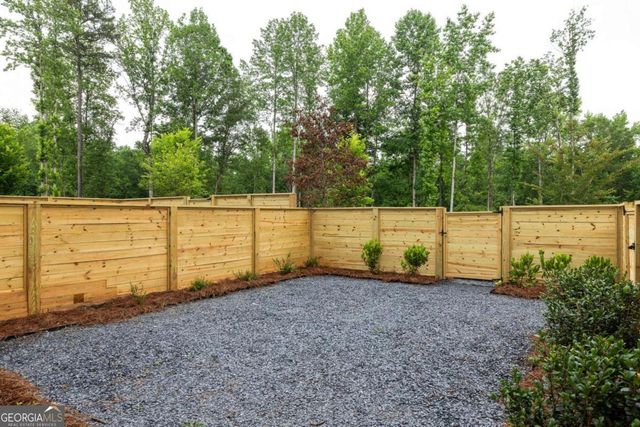 11548 Serenbe Lane, Chattahoochee Hills, GA 30268