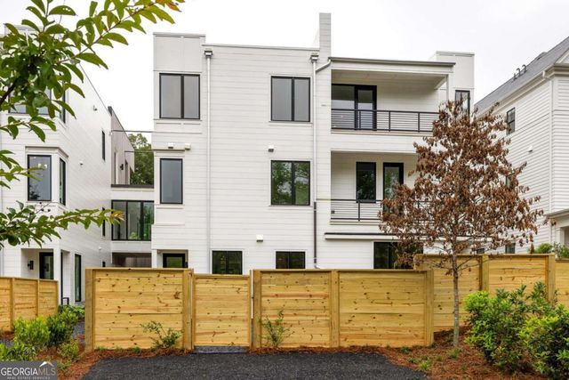 11548 Serenbe Lane, Chattahoochee Hills, GA 30268