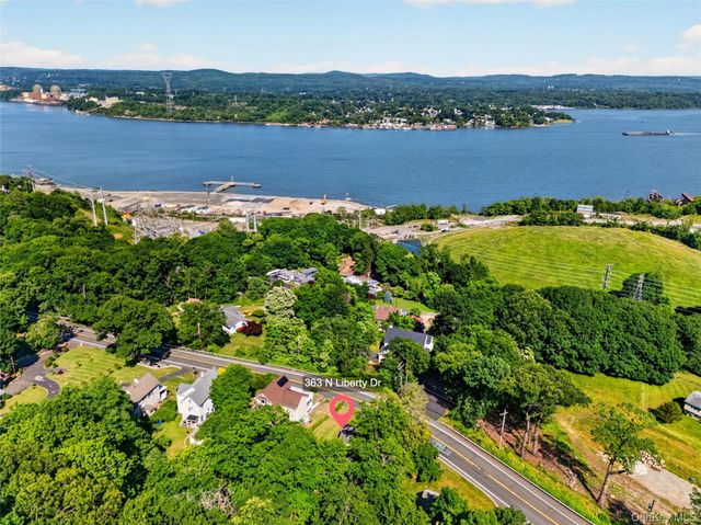 363 N Liberty Drive, Tomkins Cove, NY 10986