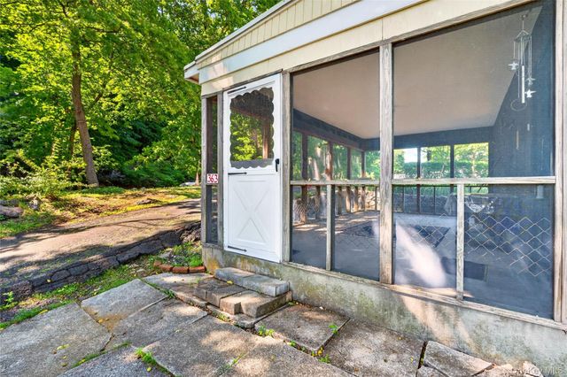 363 N Liberty Drive, Tomkins Cove, NY 10986