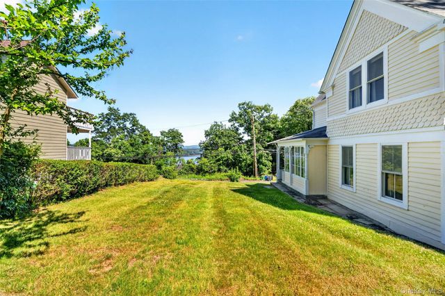 363 N Liberty Drive, Tomkins Cove, NY 10986