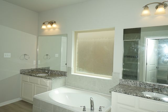 105 VAIL DR, Boerne, TX 78006