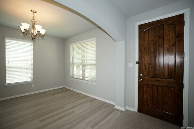 105 VAIL DR, Boerne, TX 78006