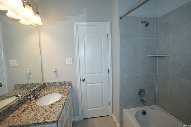 105 VAIL DR, Boerne, TX 78006