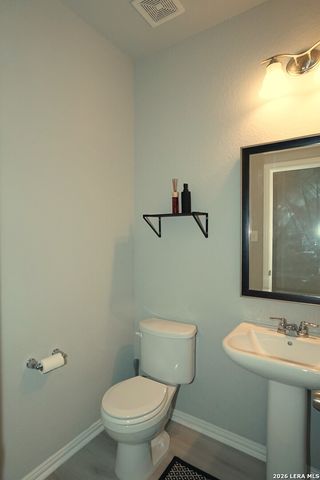 105 VAIL DR, Boerne, TX 78006