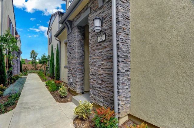 535 Embrook, West Covina, CA 91791