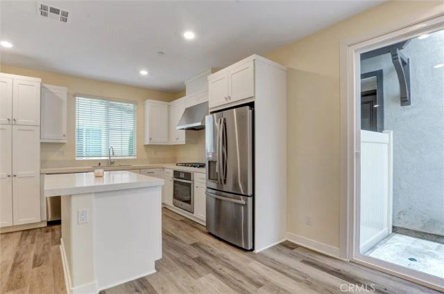 535 Embrook, West Covina, CA 91791