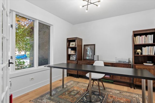 1112 Colgate Court, Naperville, IL 60565
