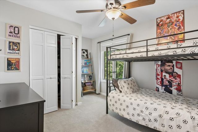 1112 Colgate Court, Naperville, IL 60565