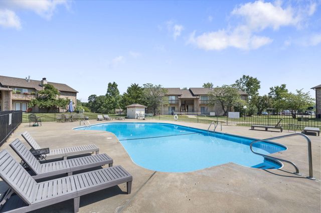 1997 N WATERFRONT DR C, Columbia, MO 65202