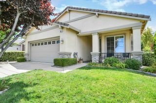989 Centennial Dr, Brentwood, CA 94513
