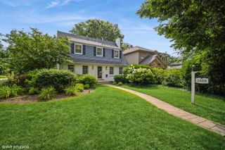 1359 Stratford Road, Deerfield, IL 60015