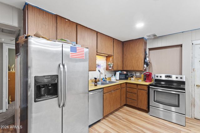 4920 W INDIANOLA Avenue, Phoenix, AZ 85031