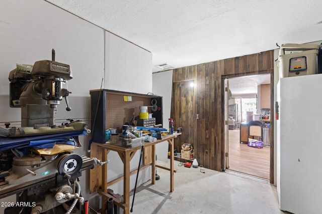 4920 W INDIANOLA Avenue, Phoenix, AZ 85031