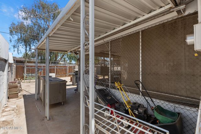 4920 W INDIANOLA Avenue, Phoenix, AZ 85031