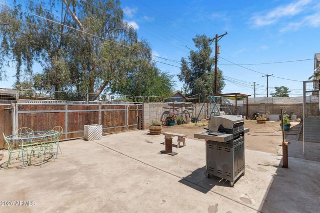 4920 W INDIANOLA Avenue, Phoenix, AZ 85031