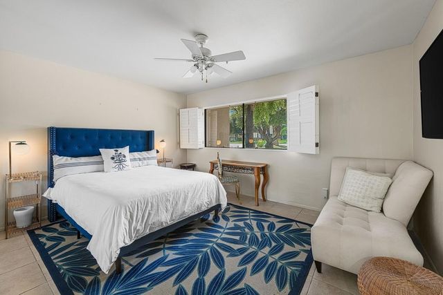 2950 E Escoba I, Palm Springs, CA 92264