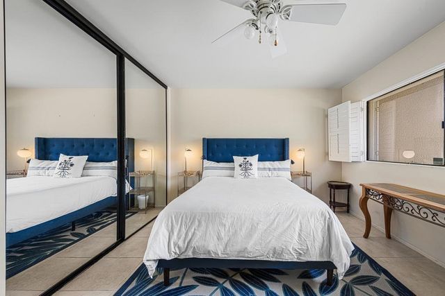 2950 E Escoba I, Palm Springs, CA 92264