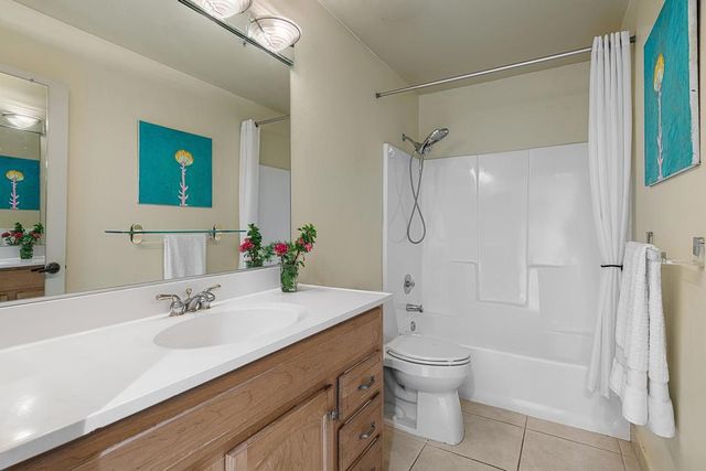 2950 E Escoba I, Palm Springs, CA 92264